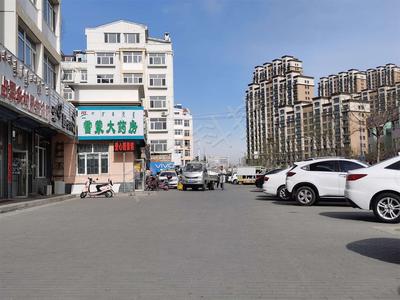 新城区下洼子小区门口